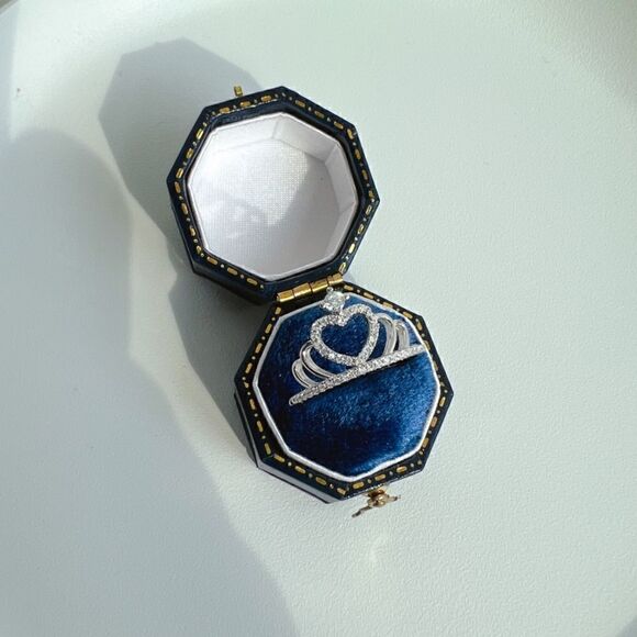 Stunning 925 Sterling Silver Princess Ring - Picture 7 of 8